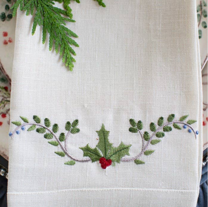 Medici Festivo Towel, Cream (Multi)