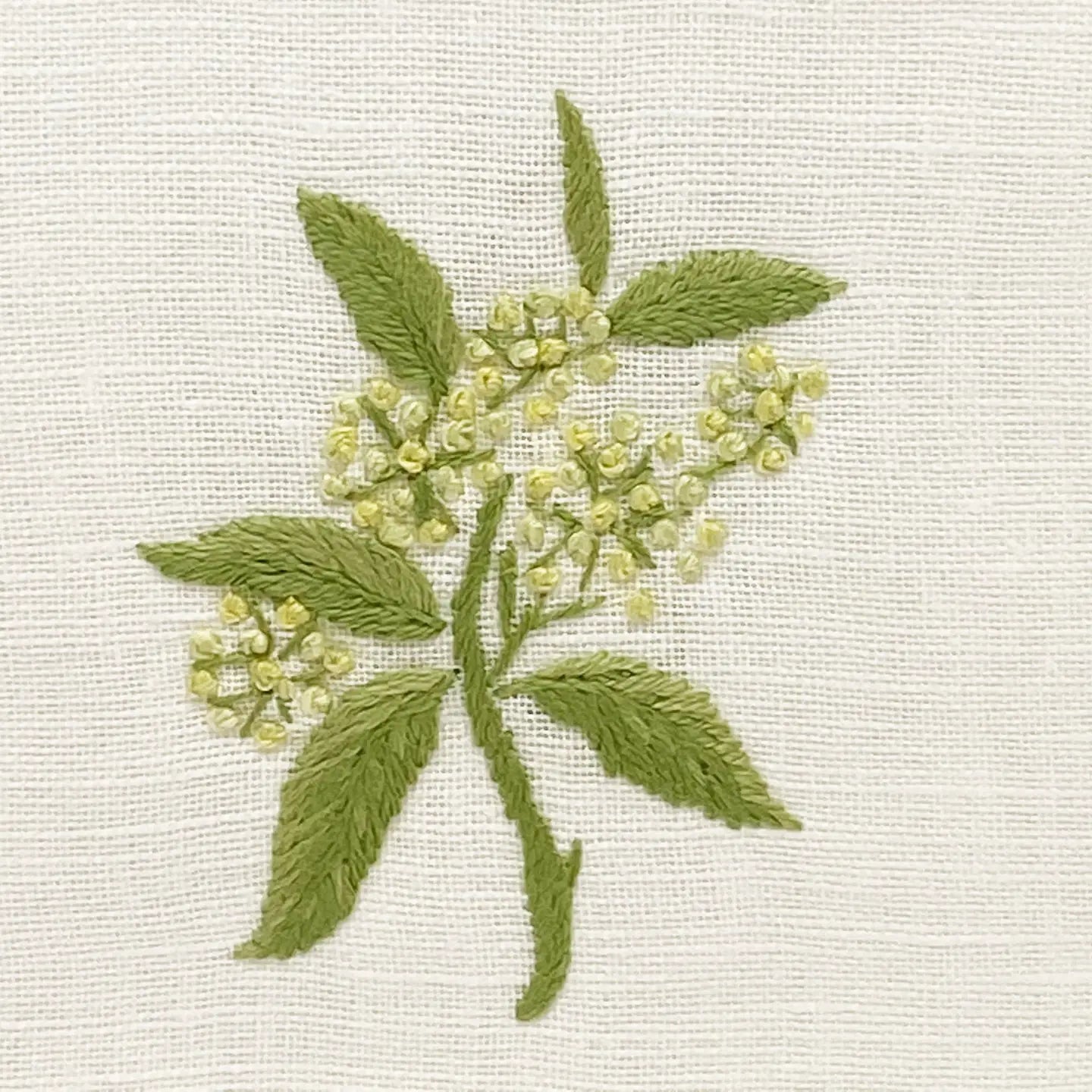 Elderflower Linen Tissue Box Cover