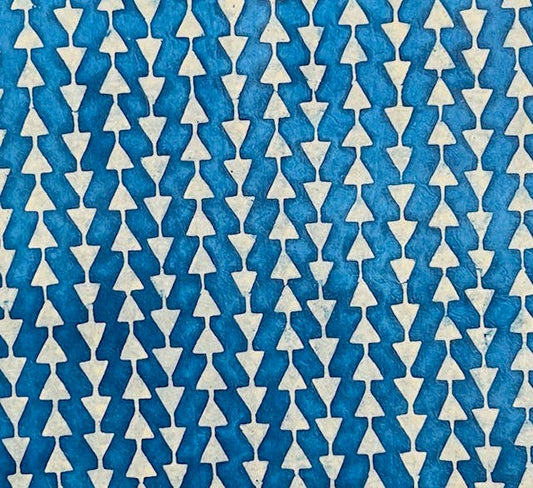 20x30 Batik arrowhead, blue paper