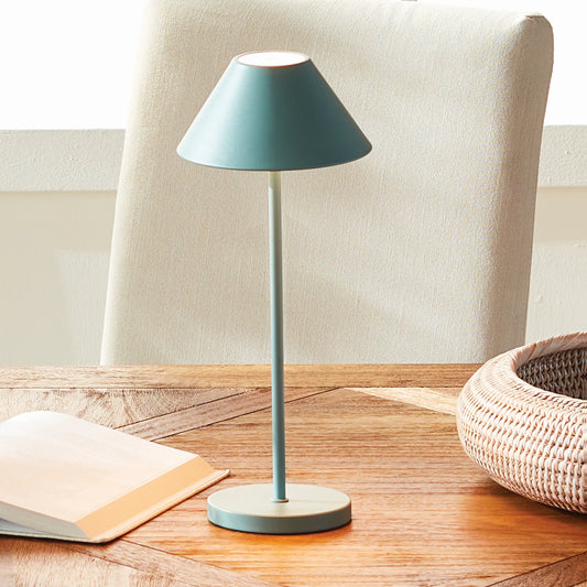 Lamp, Cordless - INFO SHEET & CHARGER IN ITS BOX IN LINEN CLOSET!