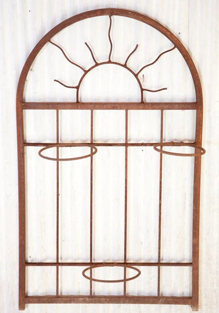 Sun Wall Trellis Holds Three Pots