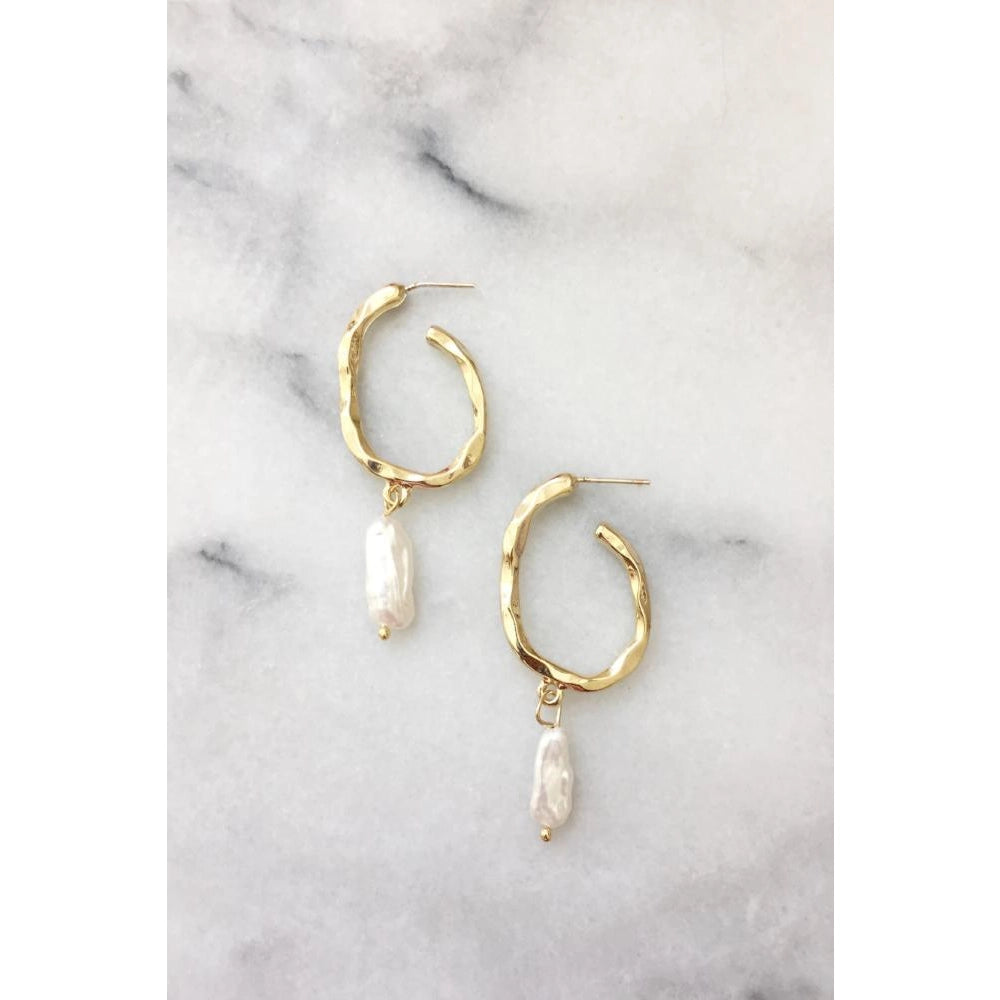 Freshwater Pearl Perla Dangle Hoop Earrings