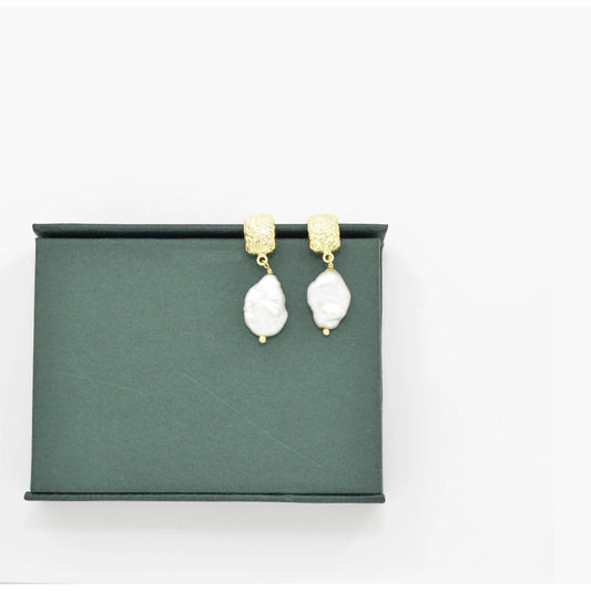 Keshi Pearl Gold Earrings