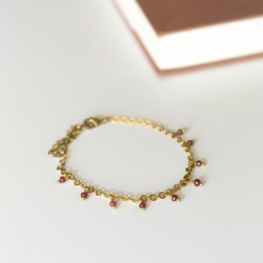 Kindle Bracelet, garnet, gold