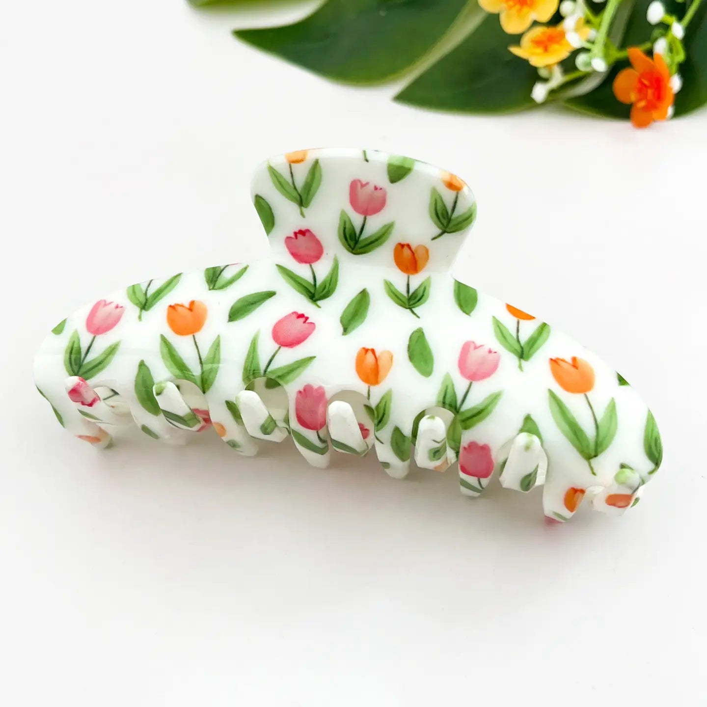 Tulip Oval Hair Claw