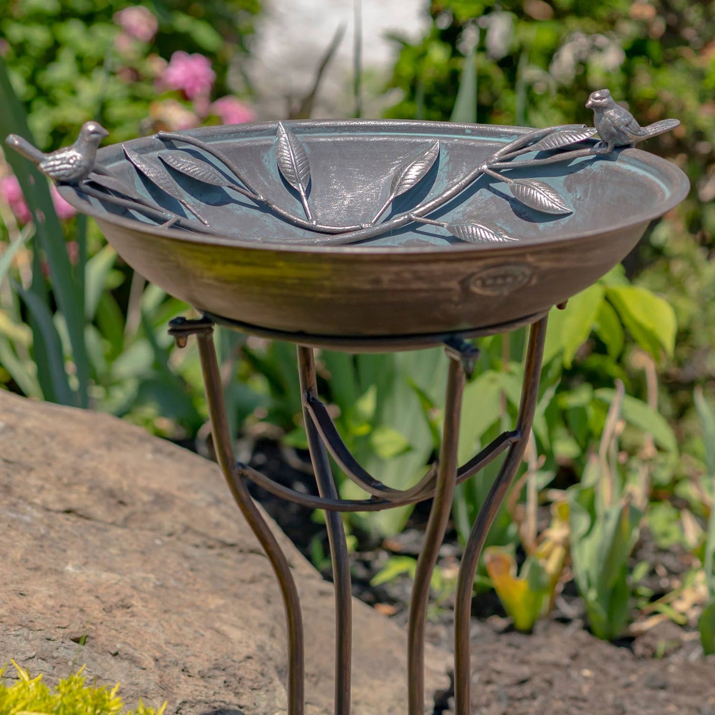 "Two Birds" Iron Birdbath - 3 Color Options