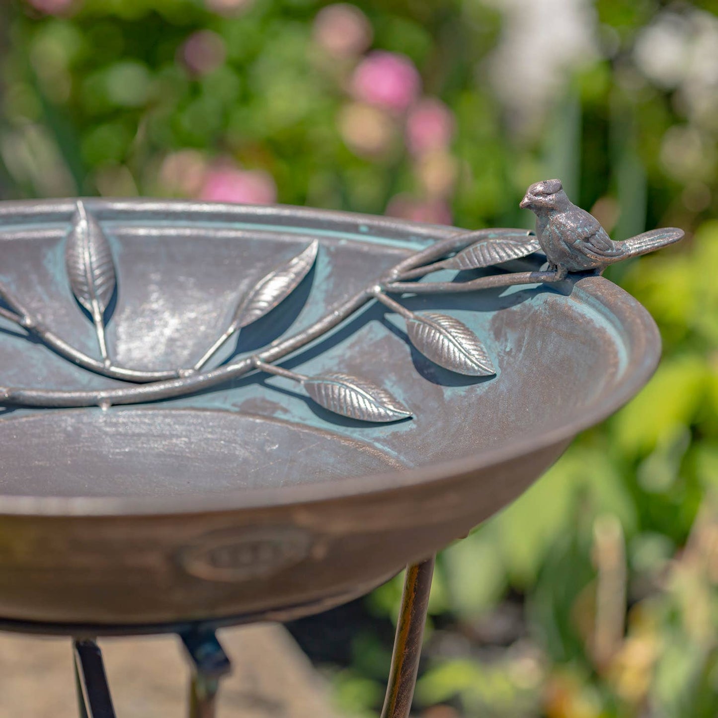 "Two Birds" Iron Birdbath - 3 Color Options