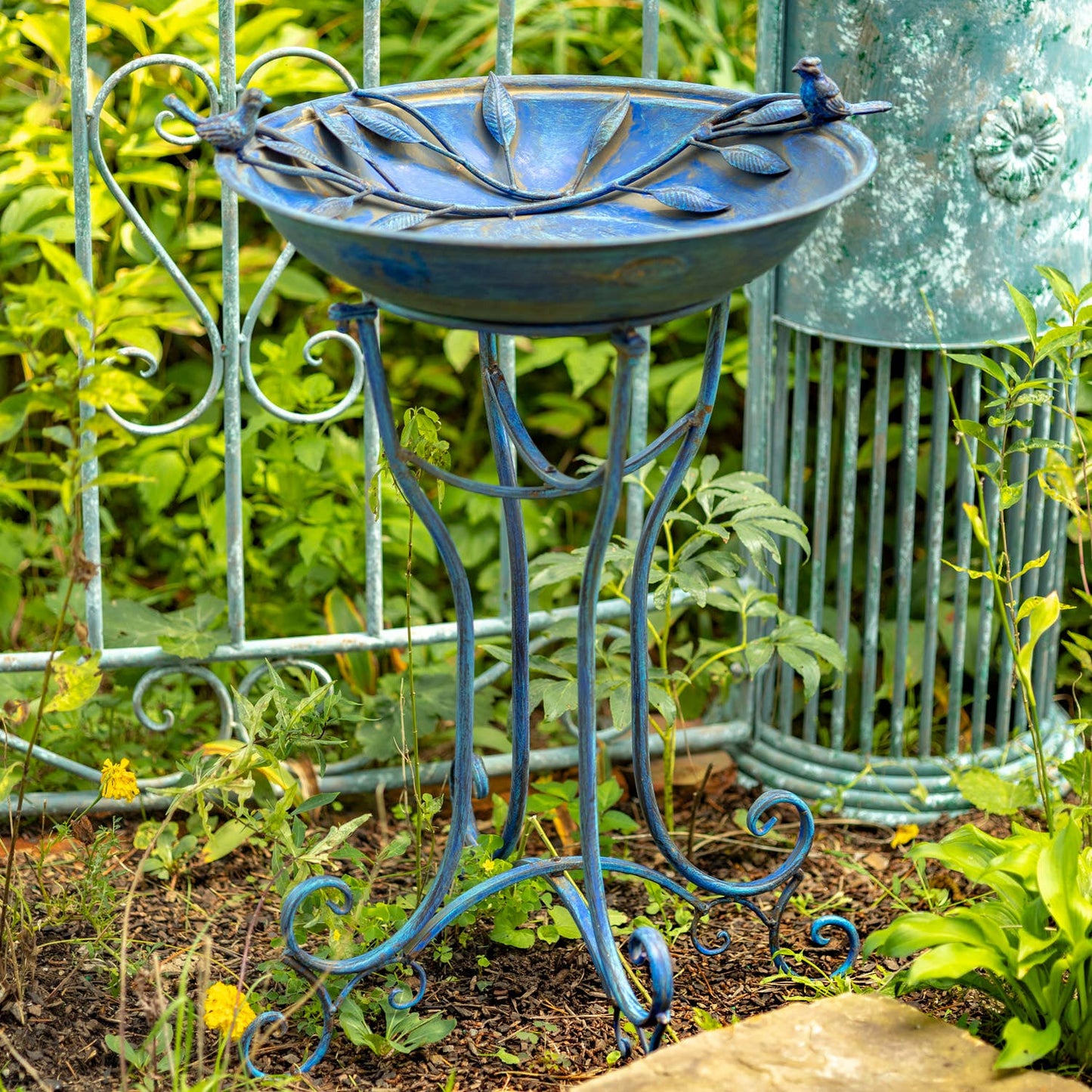 "Two Birds" Iron Birdbath - 3 Color Options