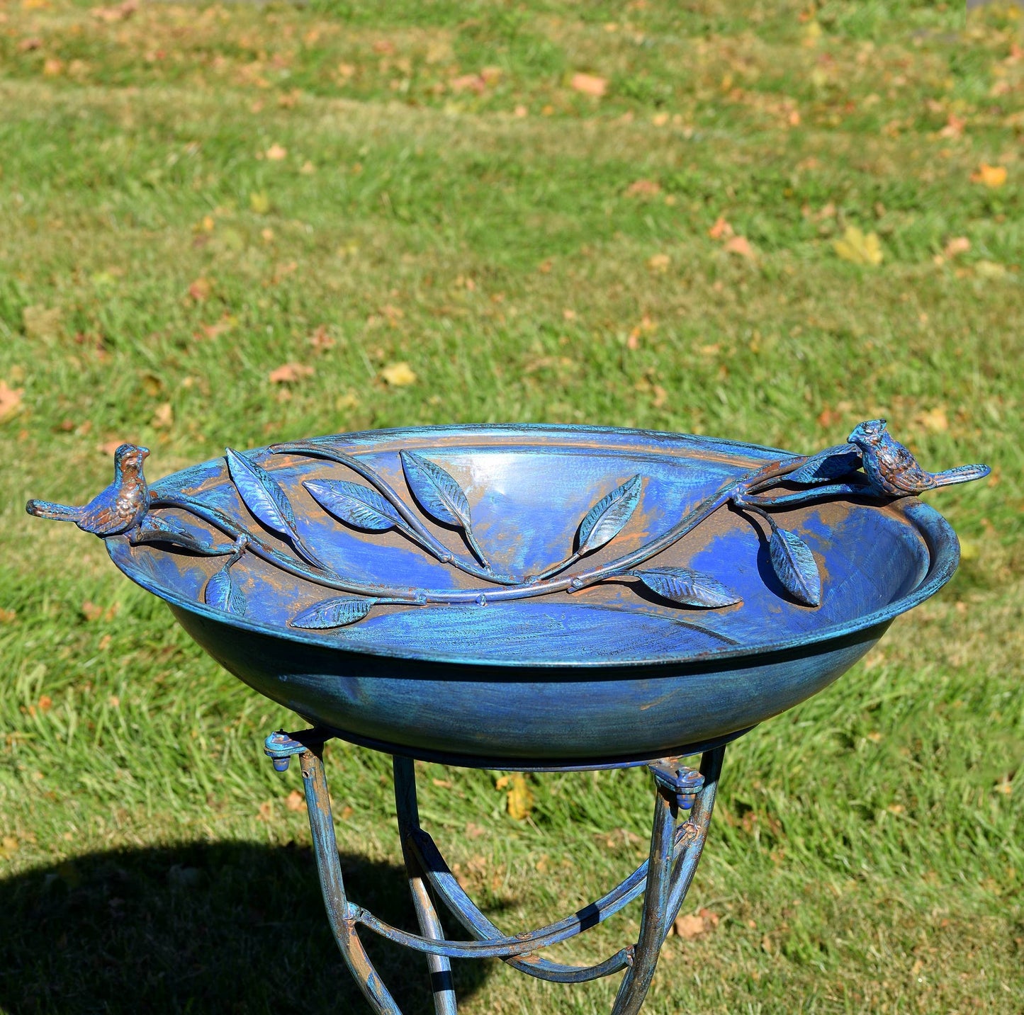 "Two Birds" Iron Birdbath - 3 Color Options