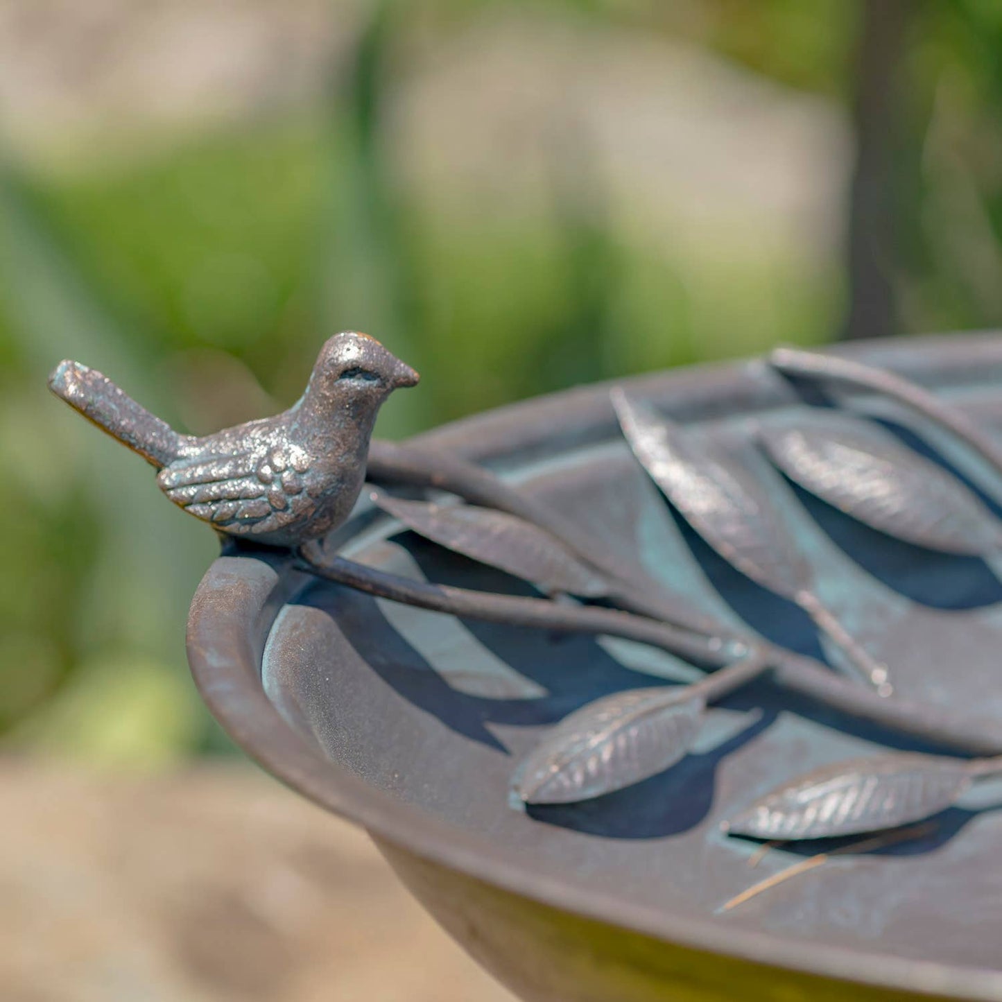 "Two Birds" Iron Birdbath - 3 Color Options